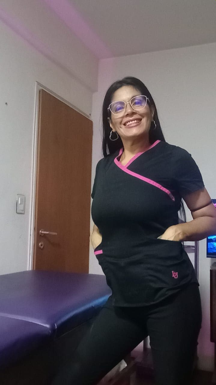 Analia, masajista en Alto Palermo · Capital Federal